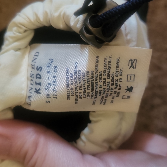 Lands End Kids Winter Gloves - Picture 3 of 4